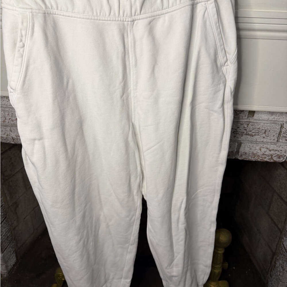 Lululemon Relaxed High Rise Jogger White Size 10 Lounge Athleisure Pants